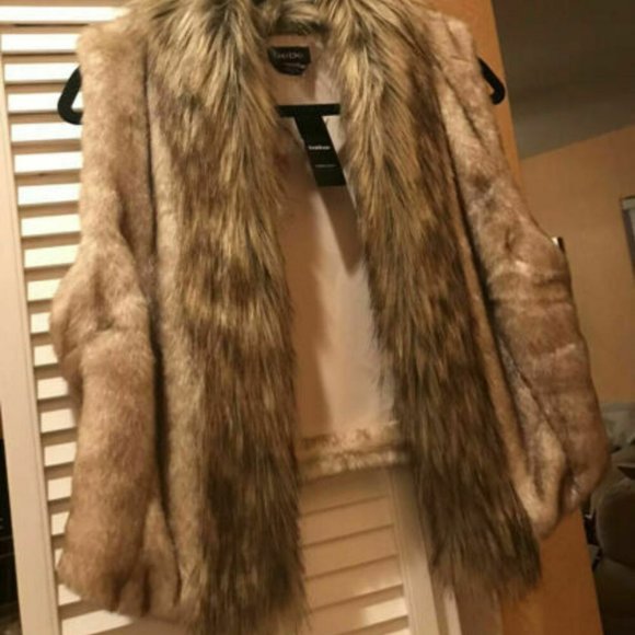 Bebe Faux Fur Vest Jacket Size Medium M Light Brow - Picture 9 of 12